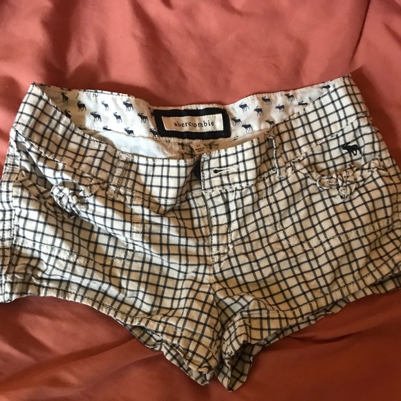 Abercrombie and AE shorts size 00 and 12 - Picture 3 of 4